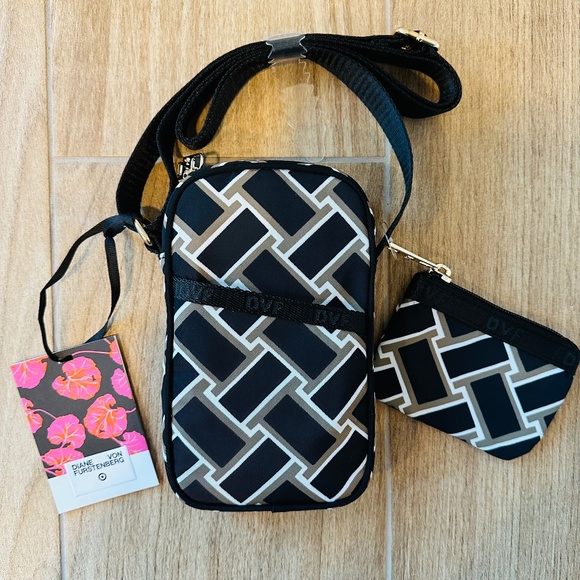 DVF for Target Cellphone Holder Crossbody Bag Vintage Weave Neutral - Picture 4 of 9